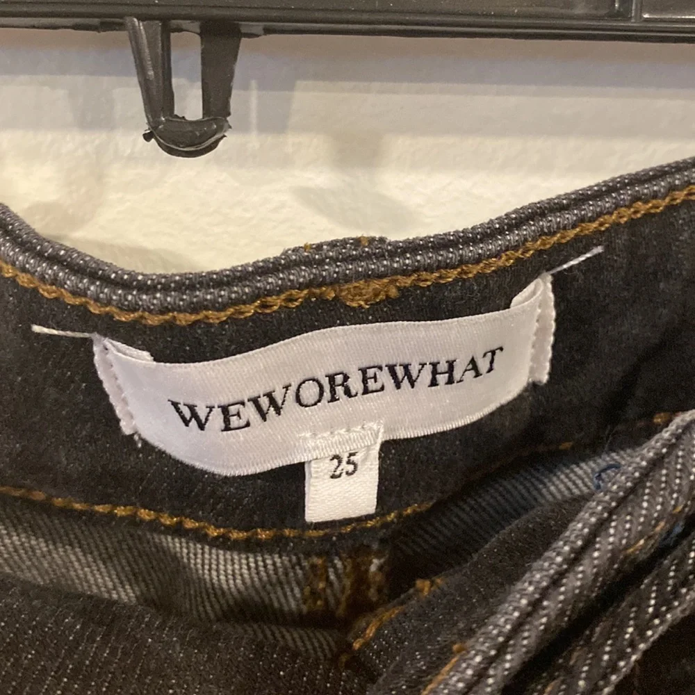 WEWOREWHAT BahBah High Rise Boyfriend Black Jean Shorts Size 25 - Picture 6 of 10